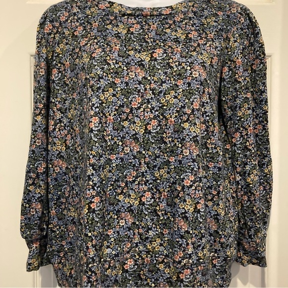 Ladies LOFT Floral Knit Blouse CottageCore - Picture 1 of 6
